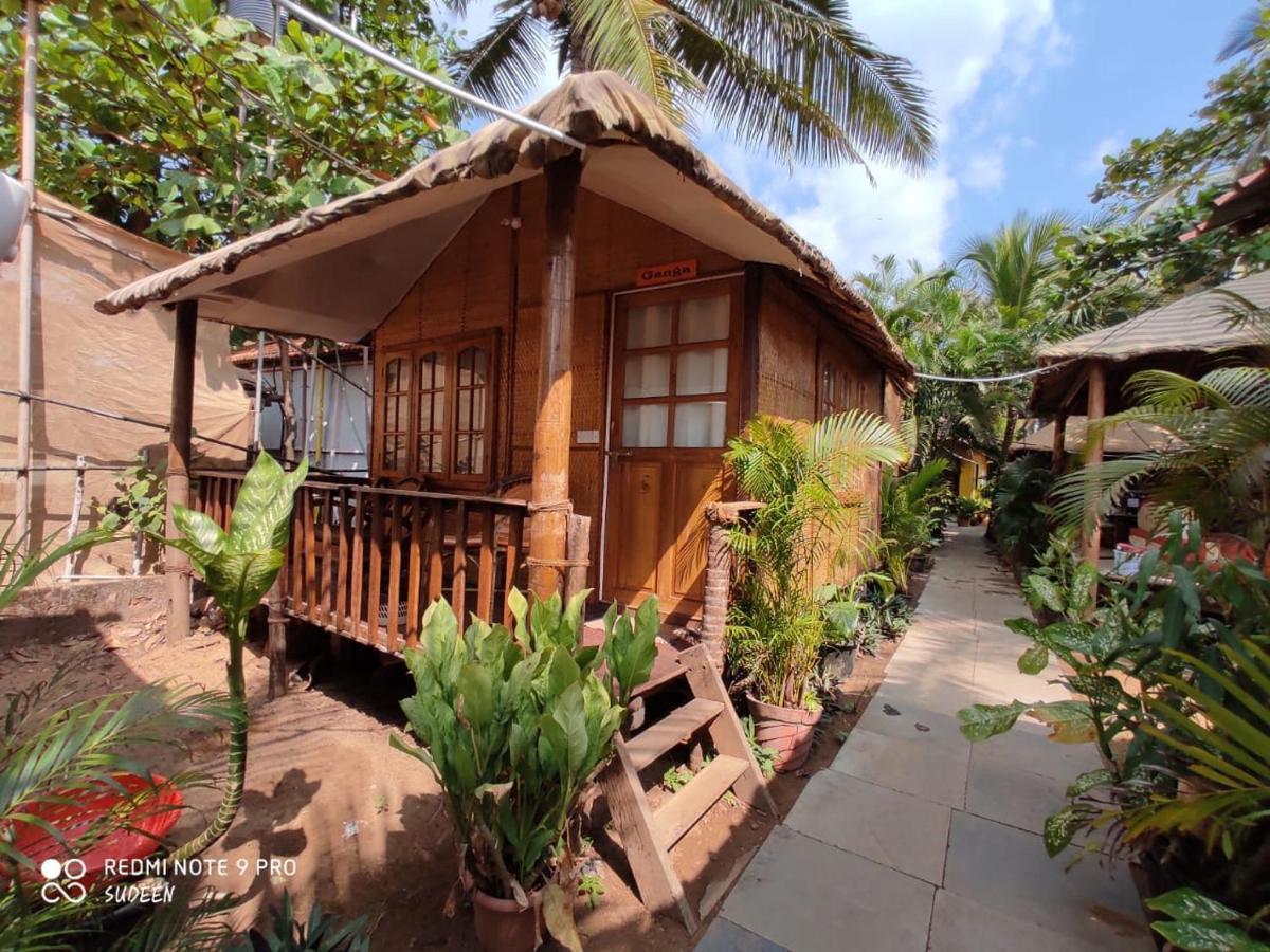 Hotel Namaste Beach Huts à Patnem Beach Extérieur photo