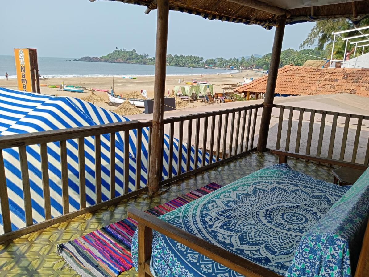 Hotel Namaste Beach Huts à Patnem Beach Extérieur photo