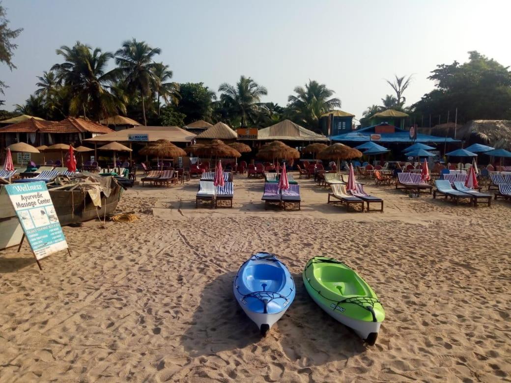 Hotel Namaste Beach Huts à Patnem Beach Extérieur photo